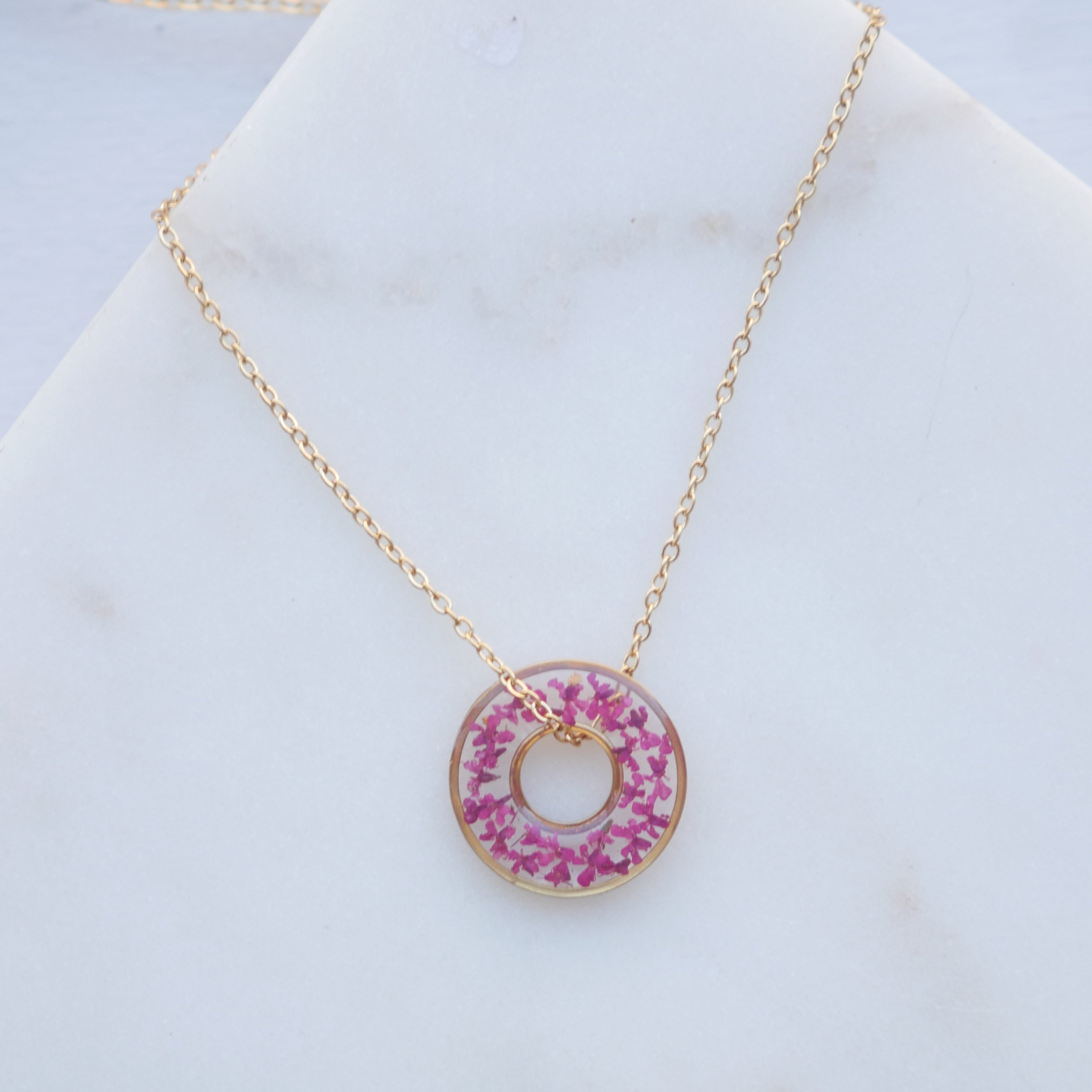 Collier Dona