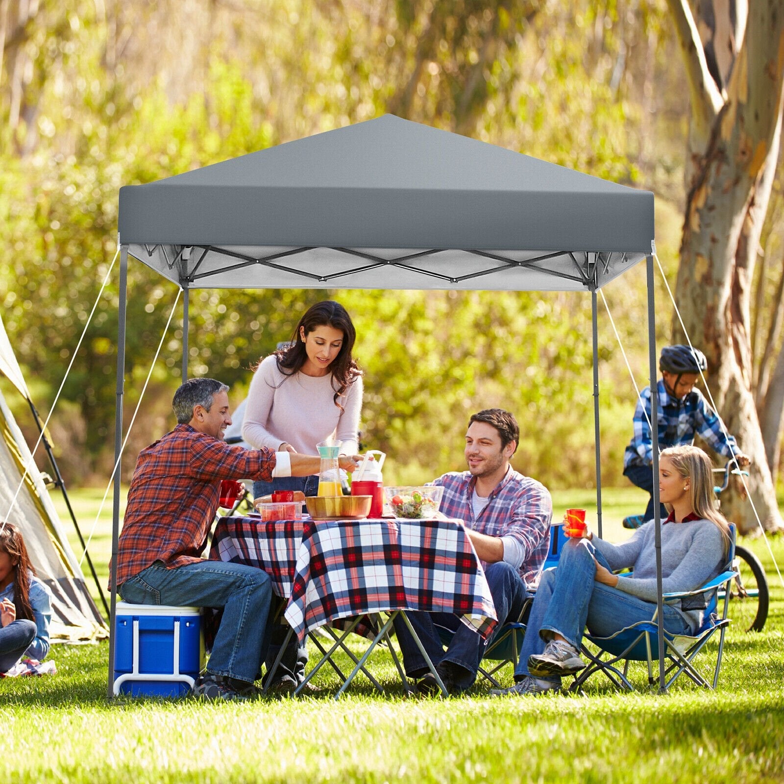 6.6 x 6.6 Feet Outdoor Pop-up Canopy Tent with UPF 50+ Sun Protection-Blue