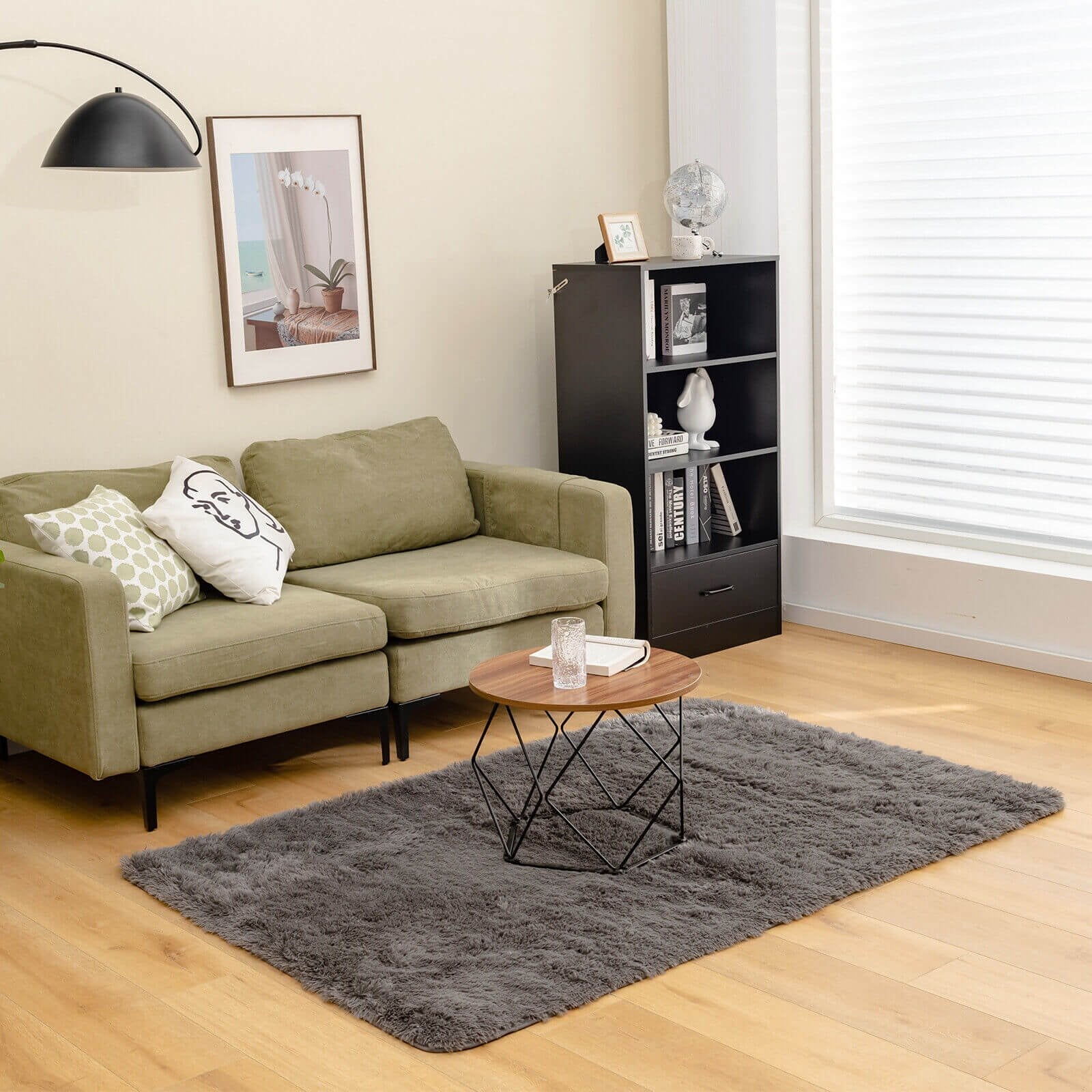 4 x 6 Feet Modern Shag Rug with Non-slip Grip Dots