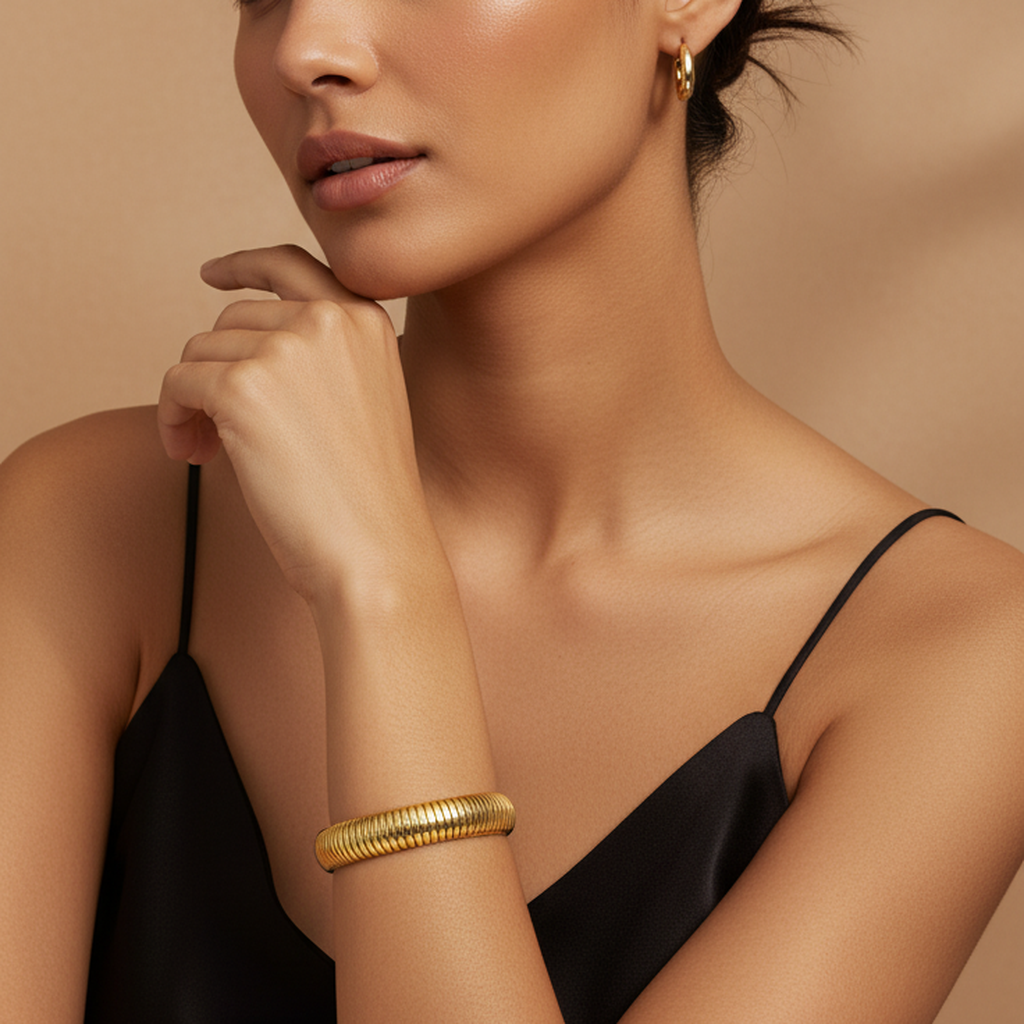 Gilded Grace Stretch Bangle