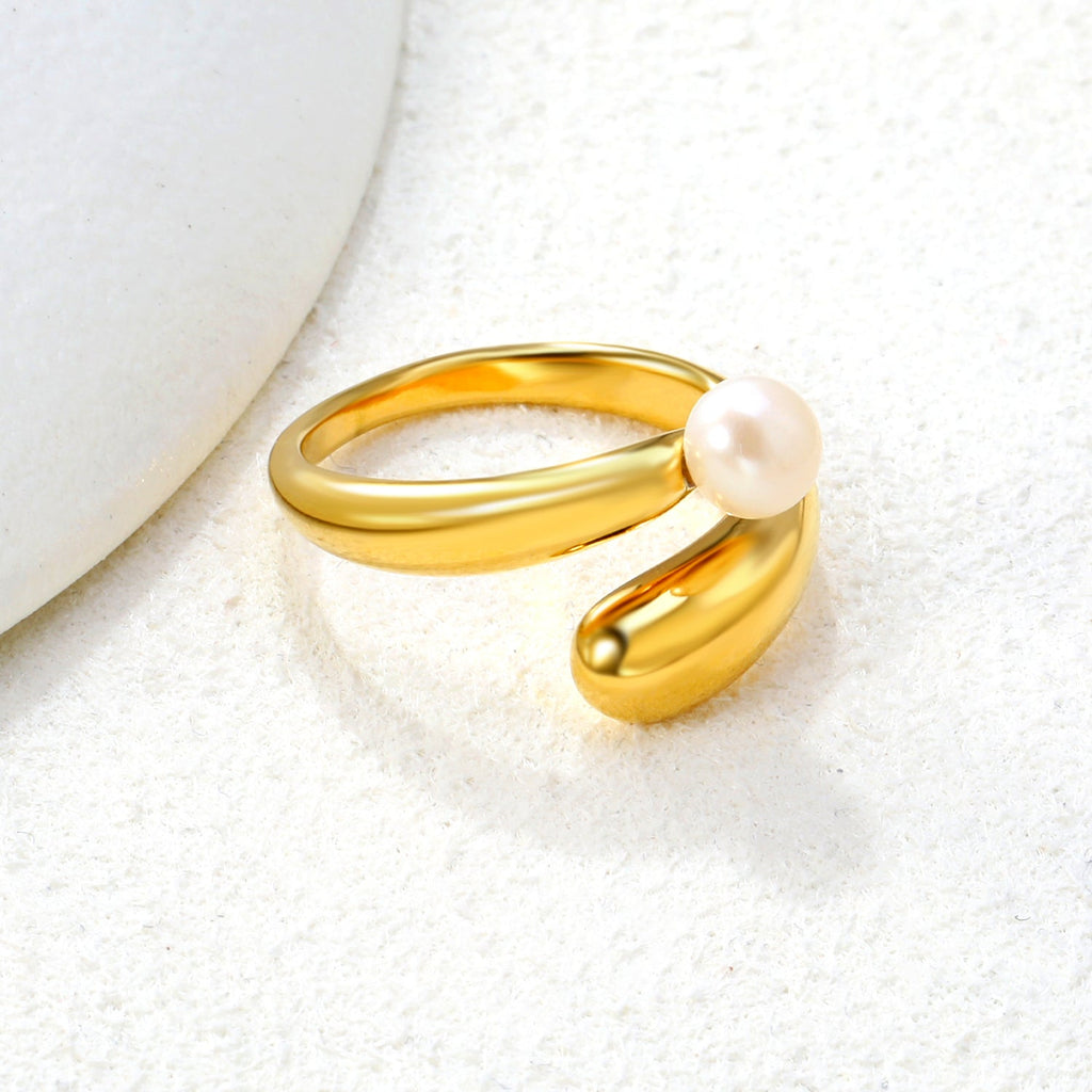 Timeless Pearl Gold Ring
