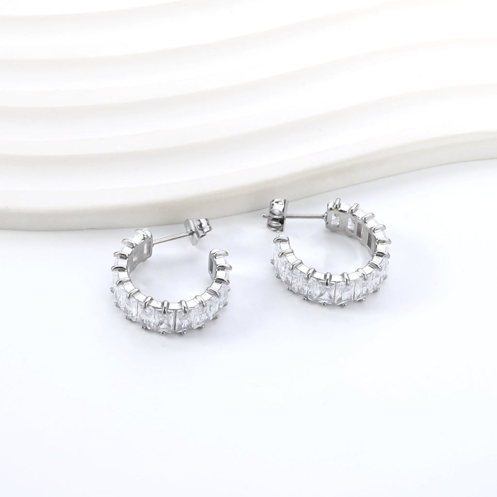 C-Shaped Radiant Diamond Studs
