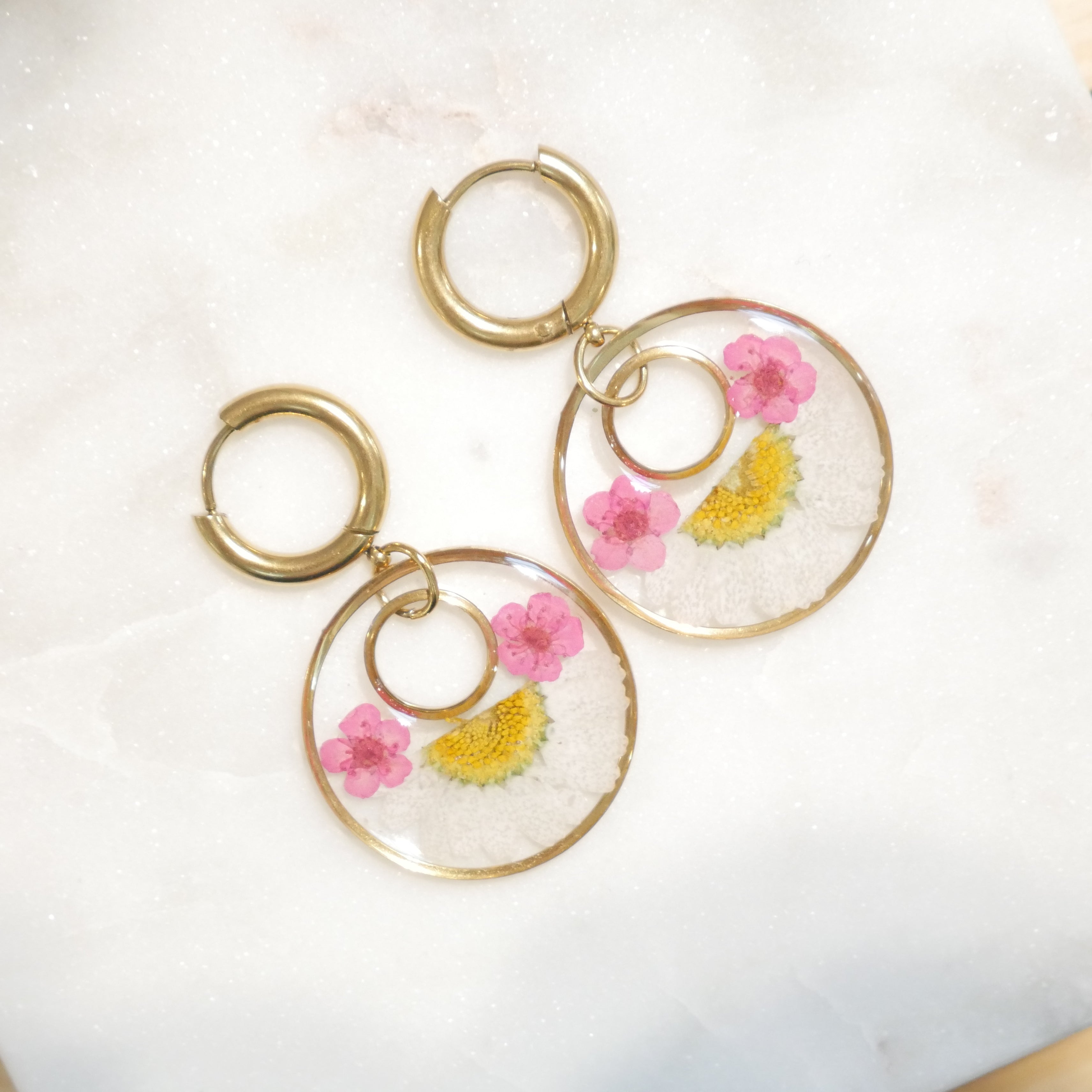 Boucles d'oreilles Thalia blanc et fushia - rond  - (XL)