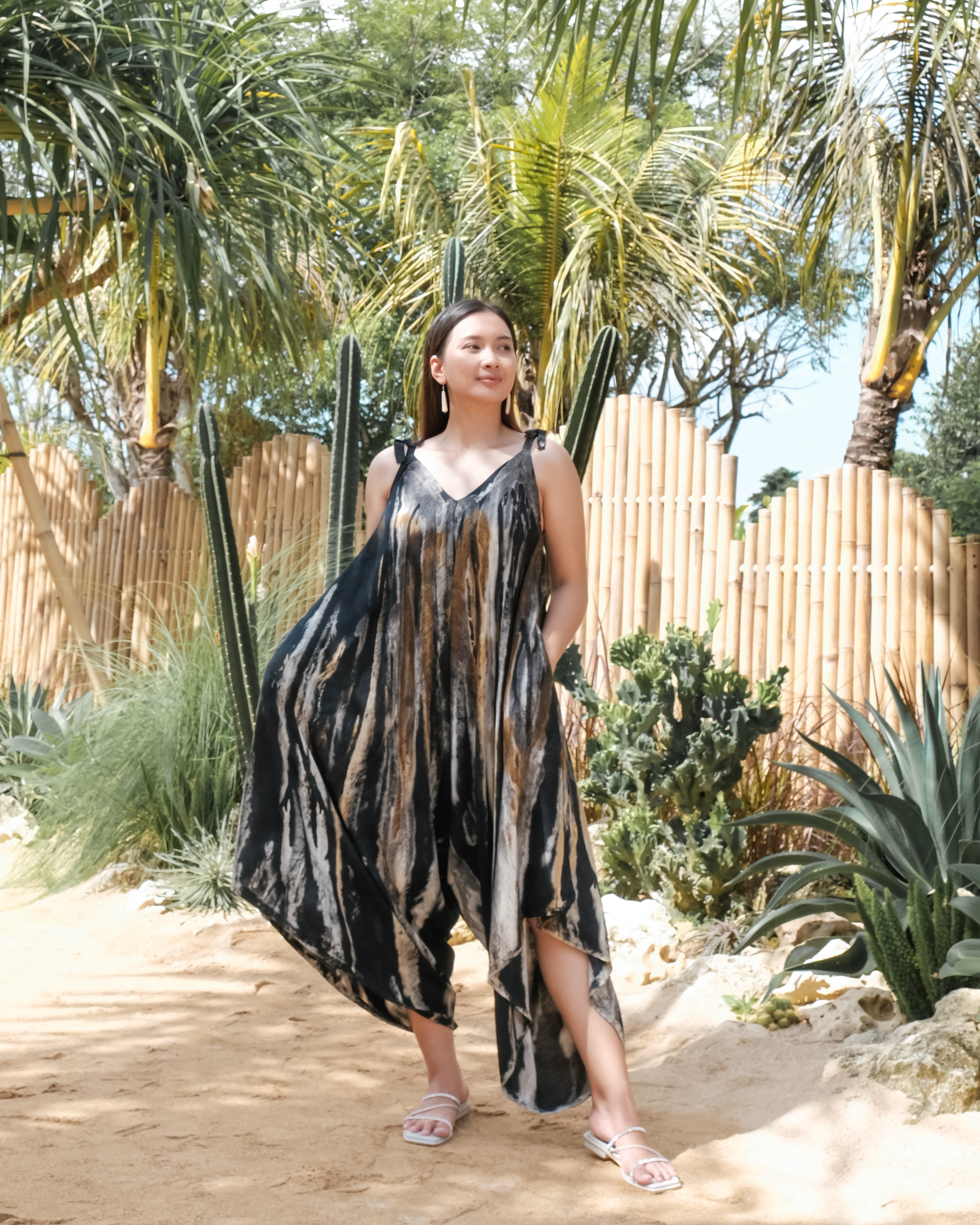 Abstract Tie Dye Design Romper - Grey & Gold Mix