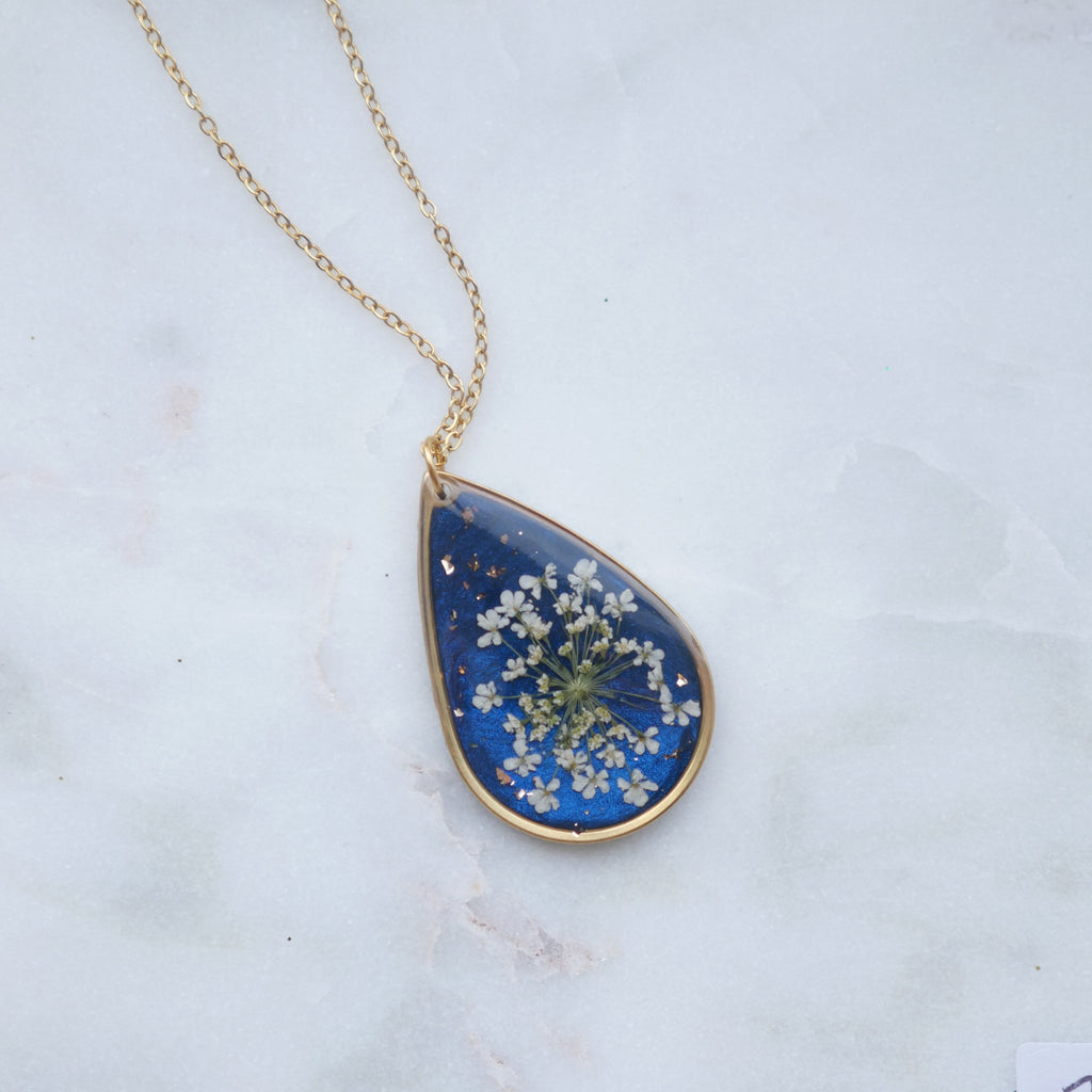 Collier céleste - fleurs de carottes - goutte 20mm