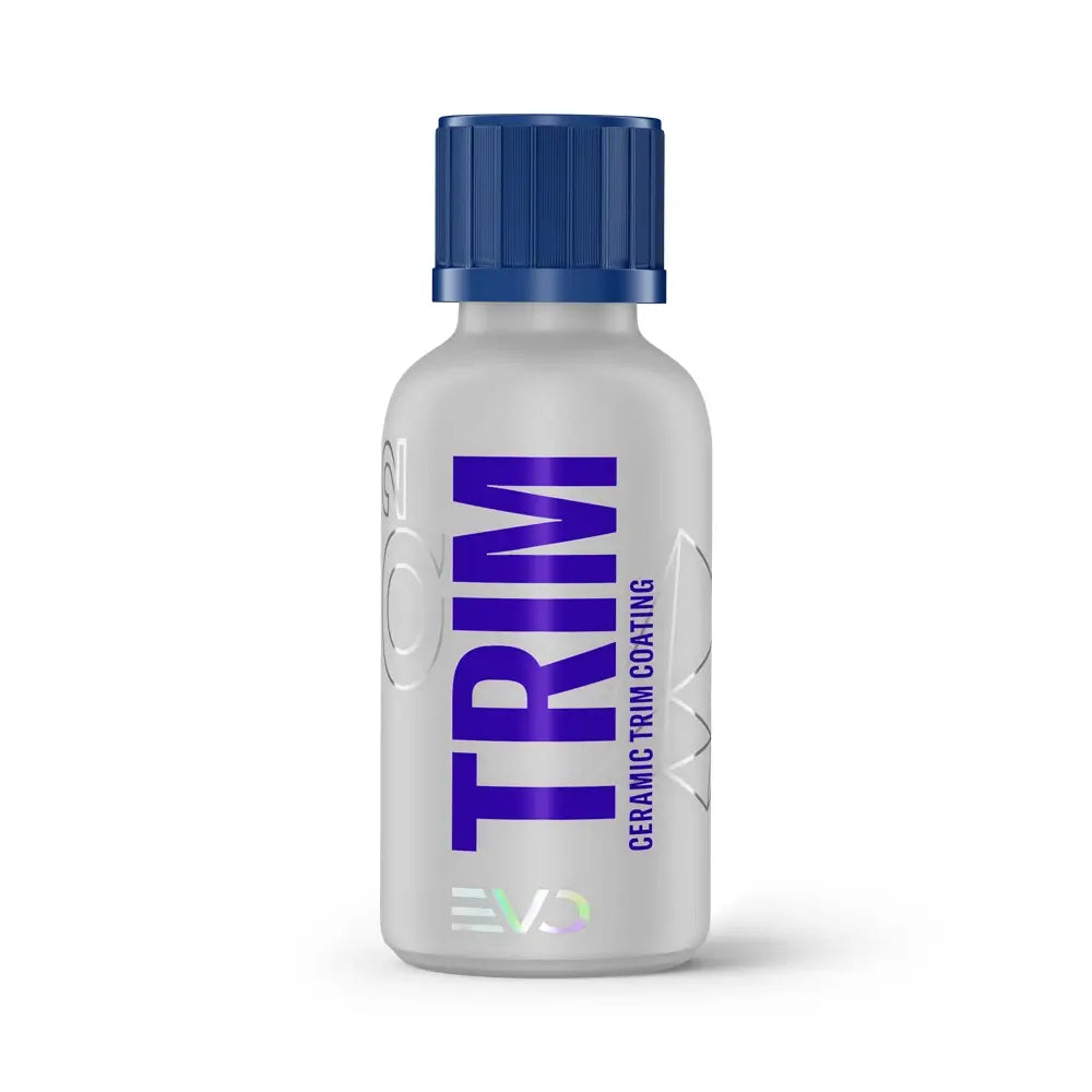 GYEON Q² Trim EVO Permanent Trim Restorer