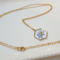 Collier Myosotis hexa - moyen 16mm