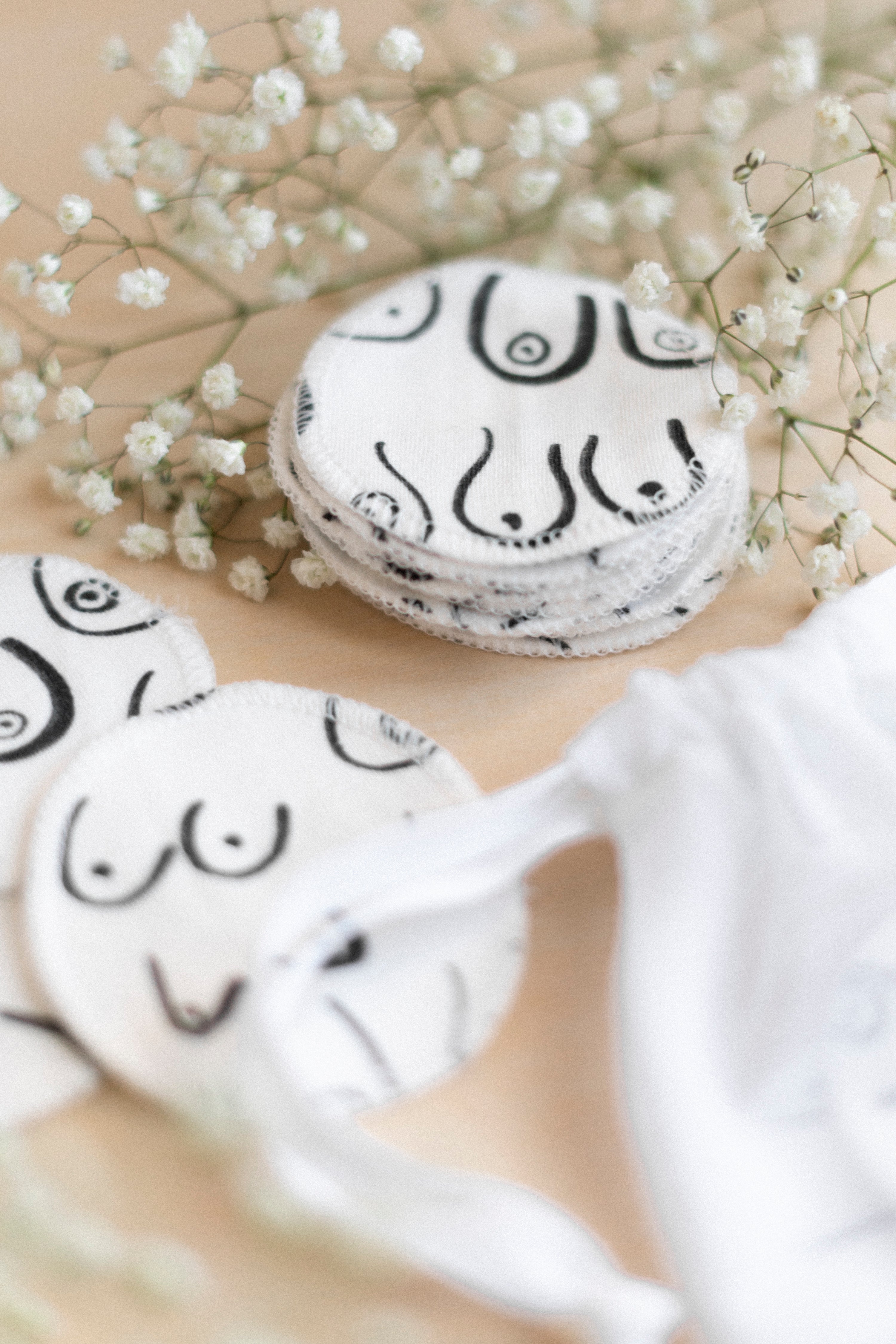 Cotton Rounds - Woman Series (White)
