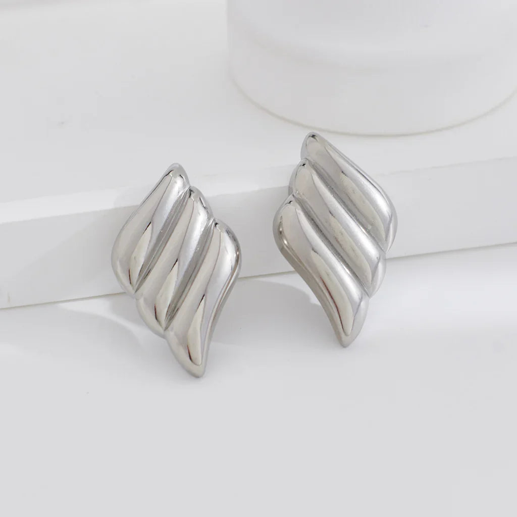 Winged Geometry Studs