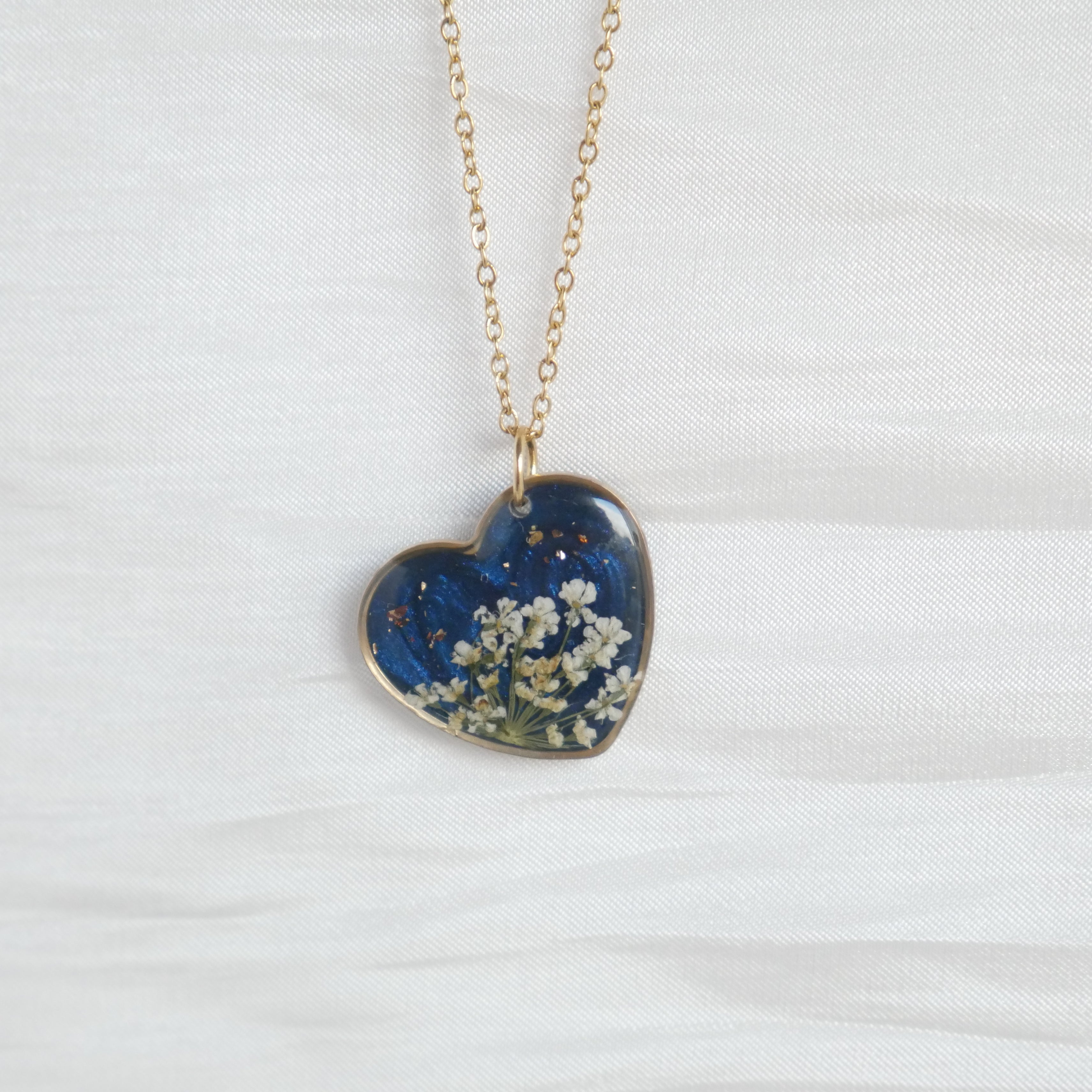 Collier céleste - fleurs de carottes coeur 20mm