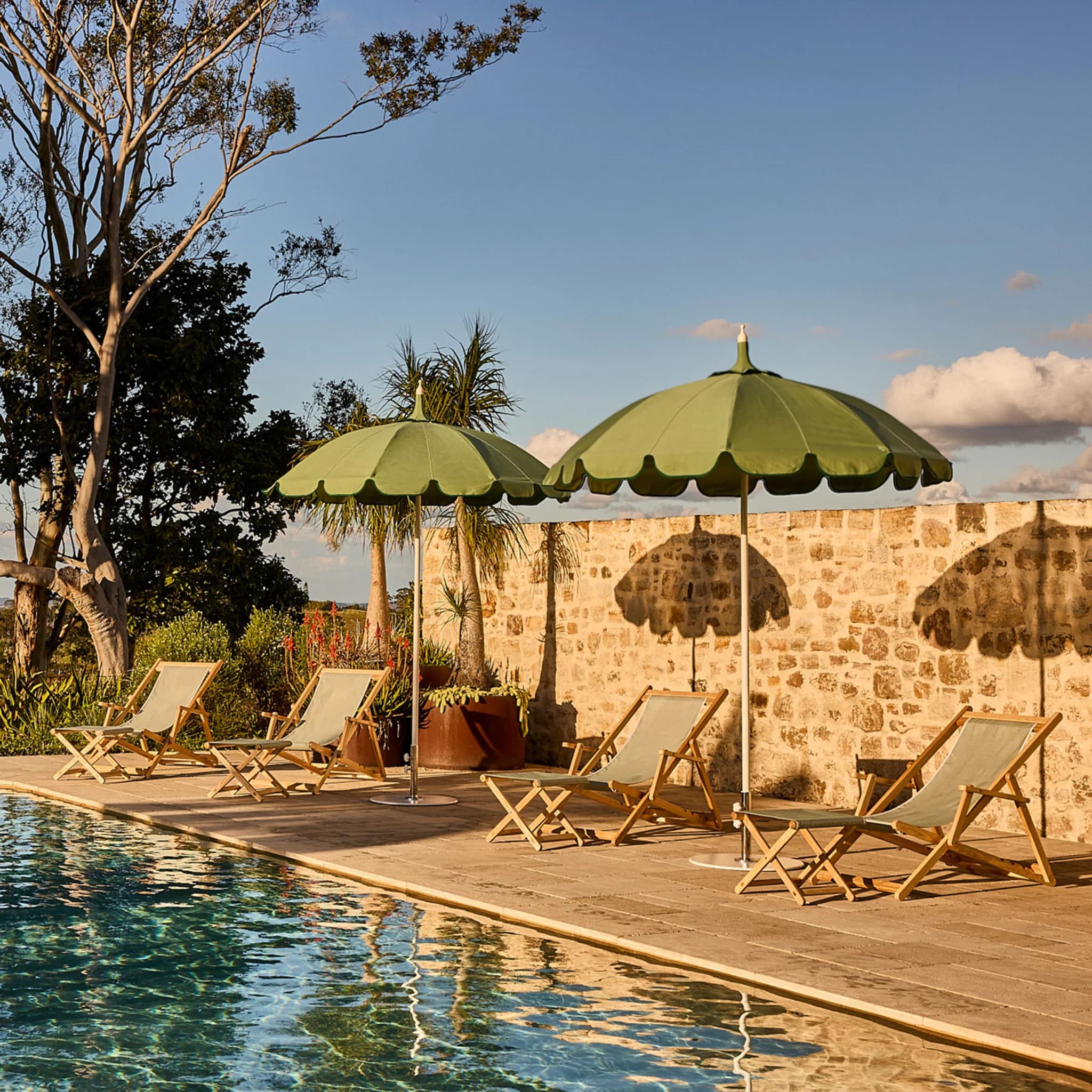 Pagoda Umbrella<br> 210 cm diameter<br> UPF50+