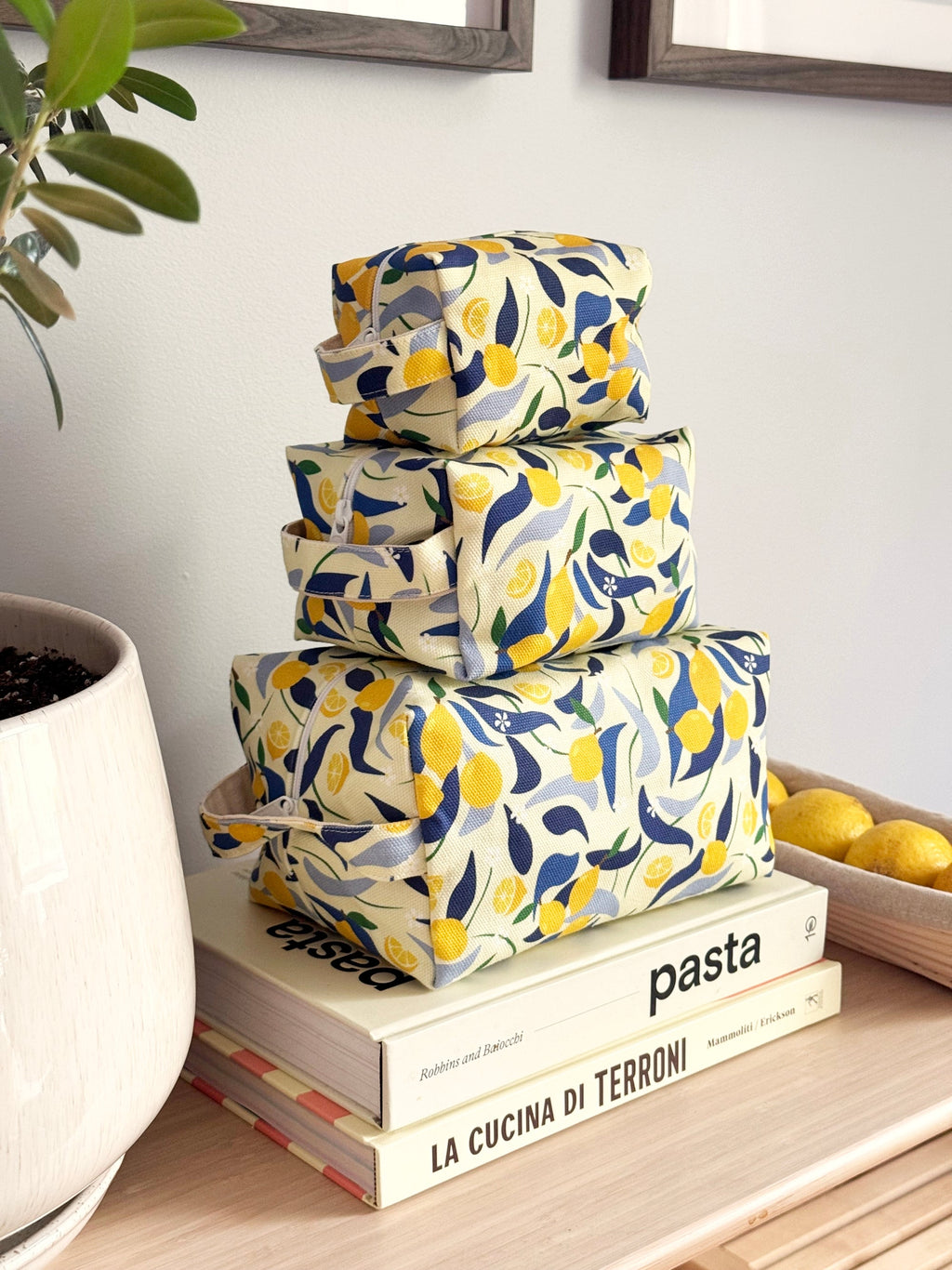Makeup Bag - Lemons