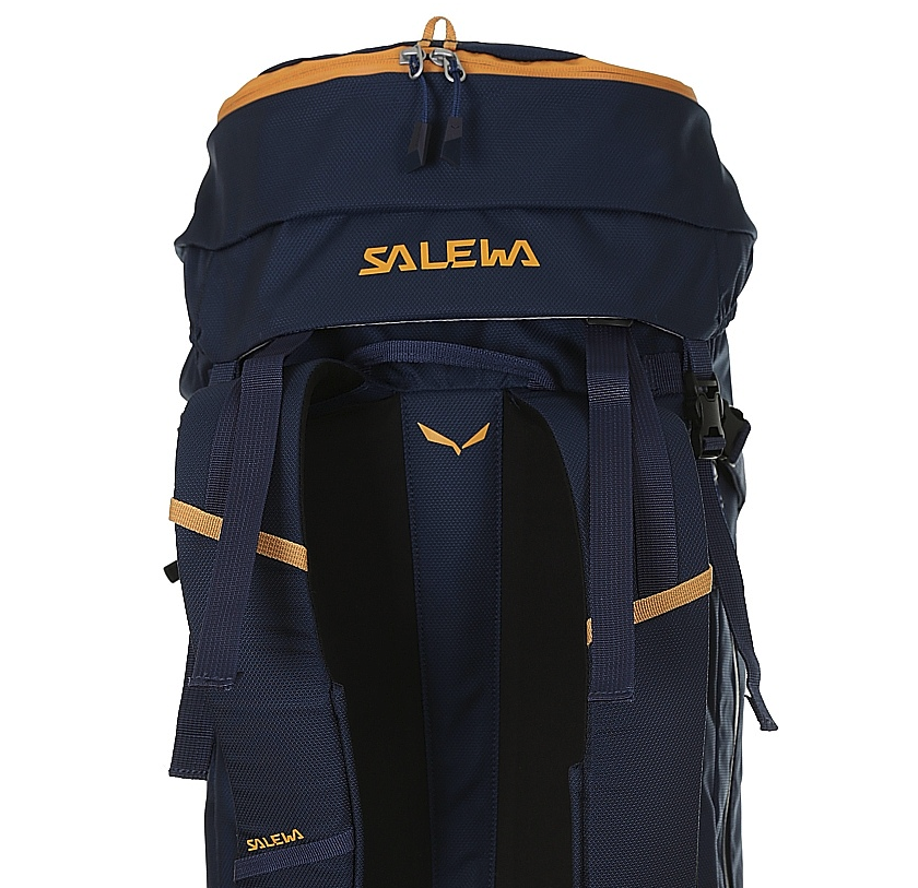 Salewa Peuterey 42L Ultralight Alpine Hiking Pack Adjustable Torso