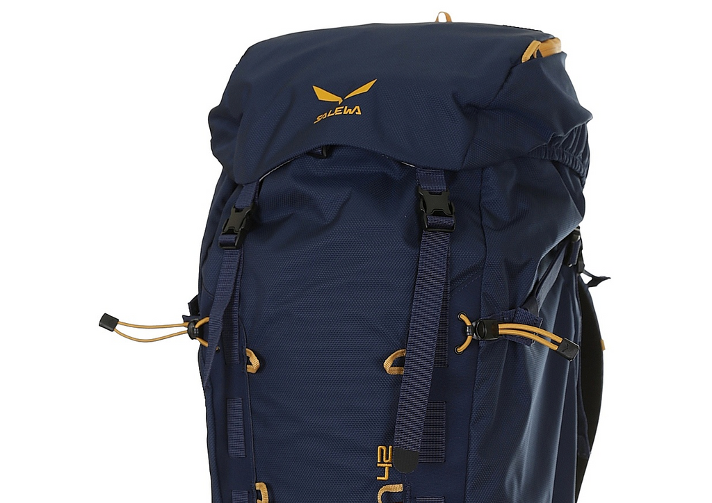 Salewa Peuterey 42L Ultralight Alpine Hiking Pack Adjustable Torso