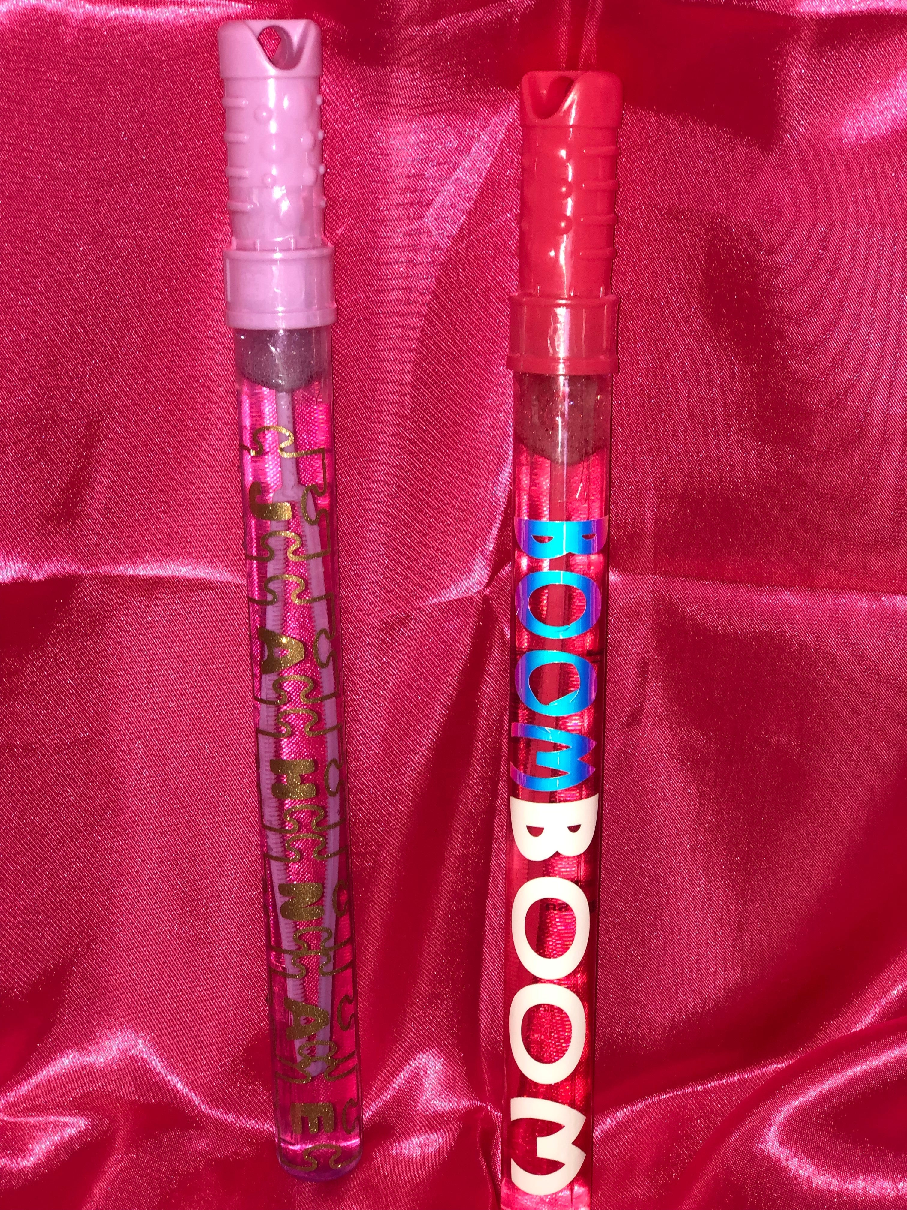 Personalized Bubble Wands 12-Pack | Custom Party Favours