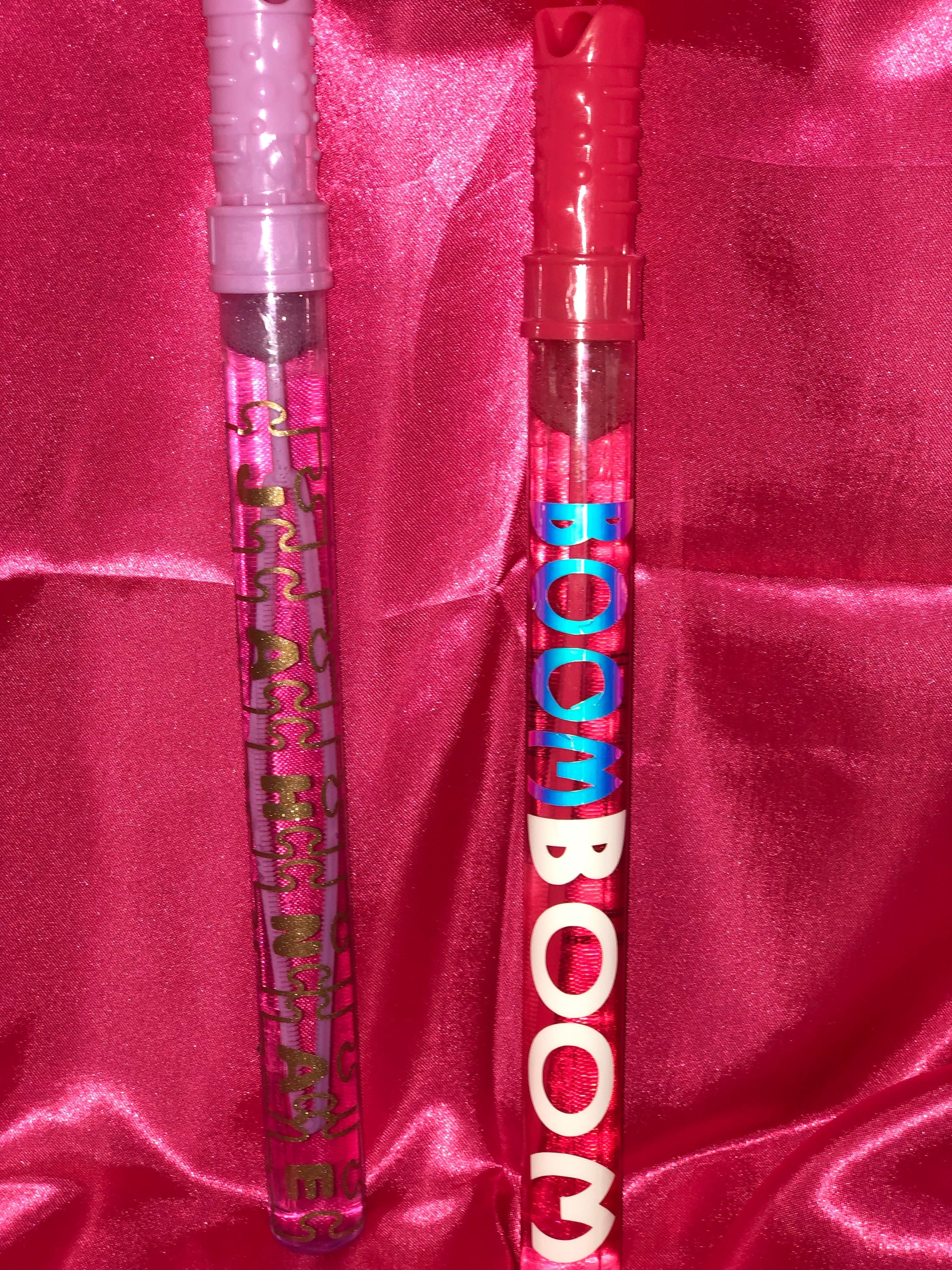 Personalized Bubble Wands 12-Pack | Custom Party Favours