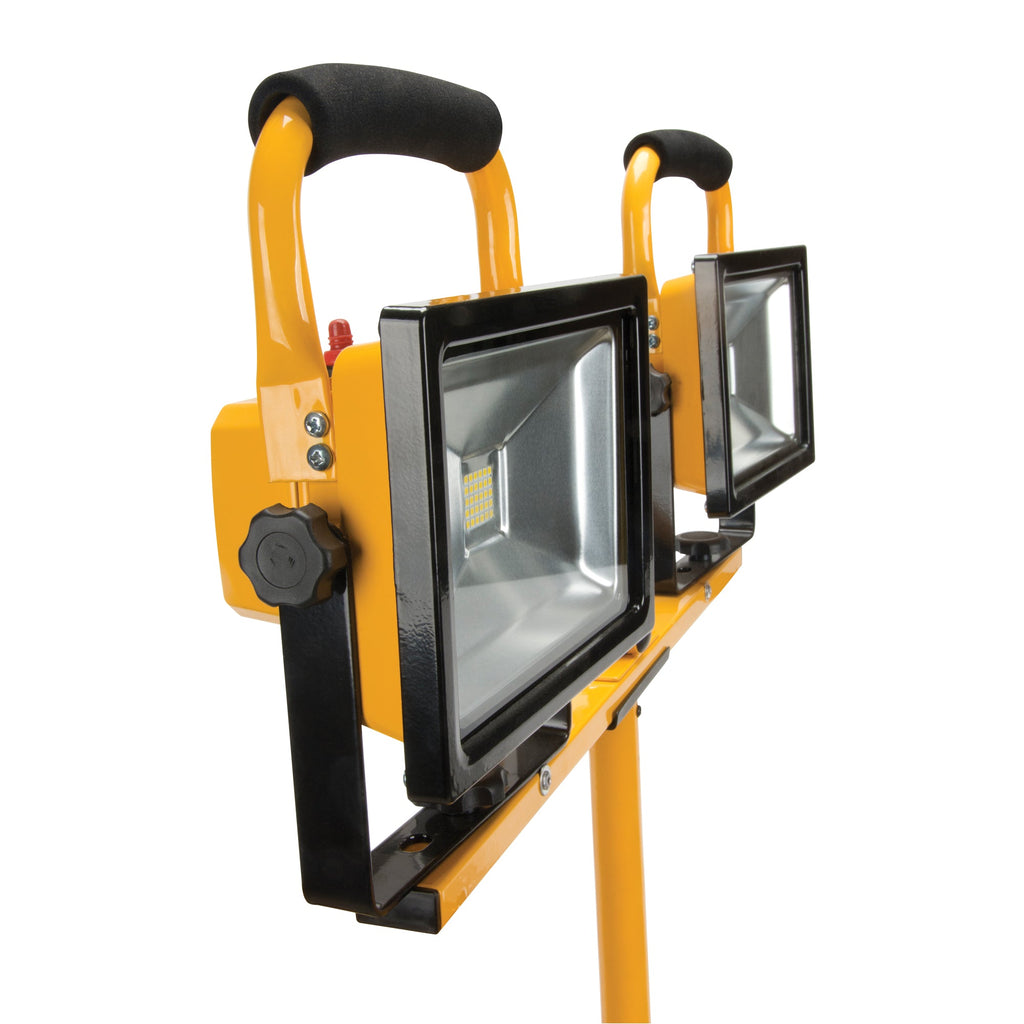 Twin-Head Work Light, LED, 40 W, 4800 Lumens, Aluminum Housing